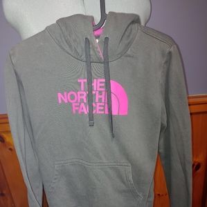 Women's North Face Hoodie*